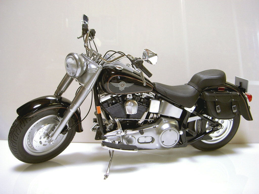 TAMIYA ハーレーダビッドソン ファットボーイロー 1/6スケール タミヤ