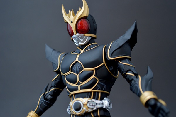S.H.Figuarts 真骨彫製法 仮面ライダークウガ アルティメットフォーム