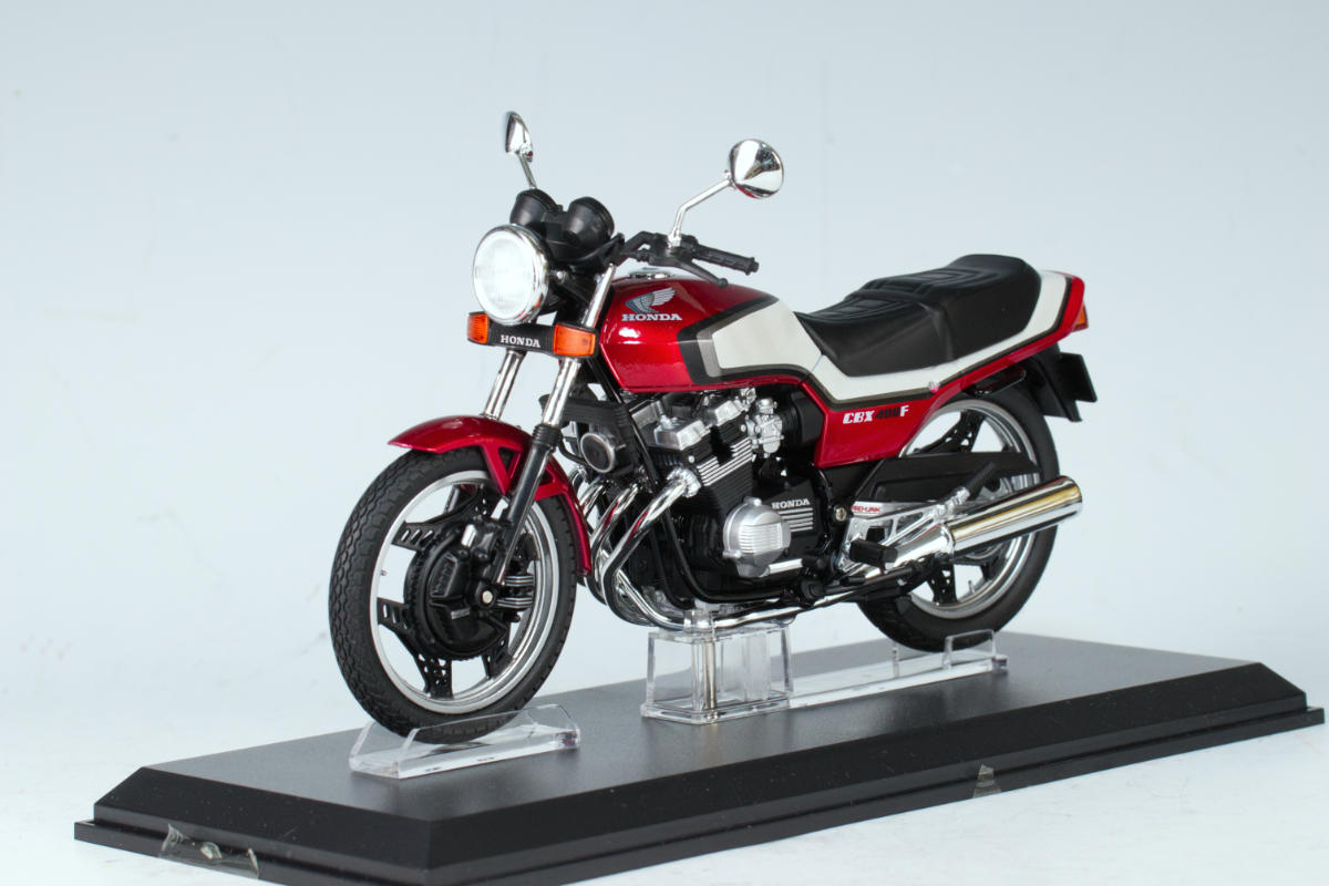 Honda CBX400F 完成品バイク 3色セット 頂点を極めた400マルチ