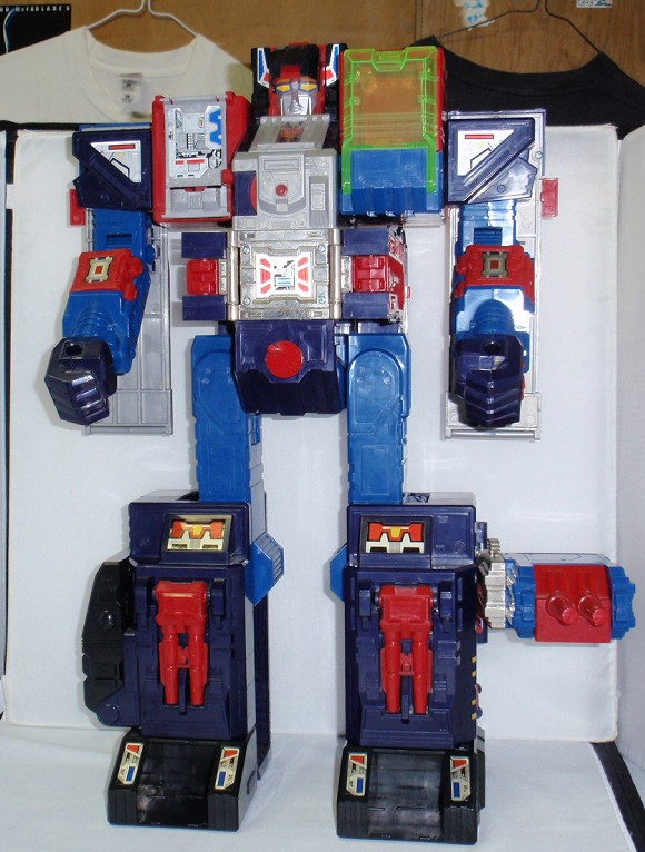 トランスフォーマー カーロボット ブレイブマキシマス カーロボット