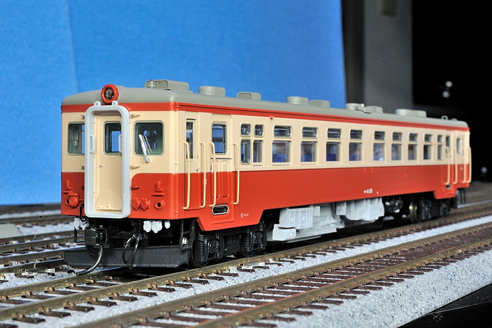 天賞堂 キハ17系気動車 キハ11 旧標準色 【56009】 16番ゲージ