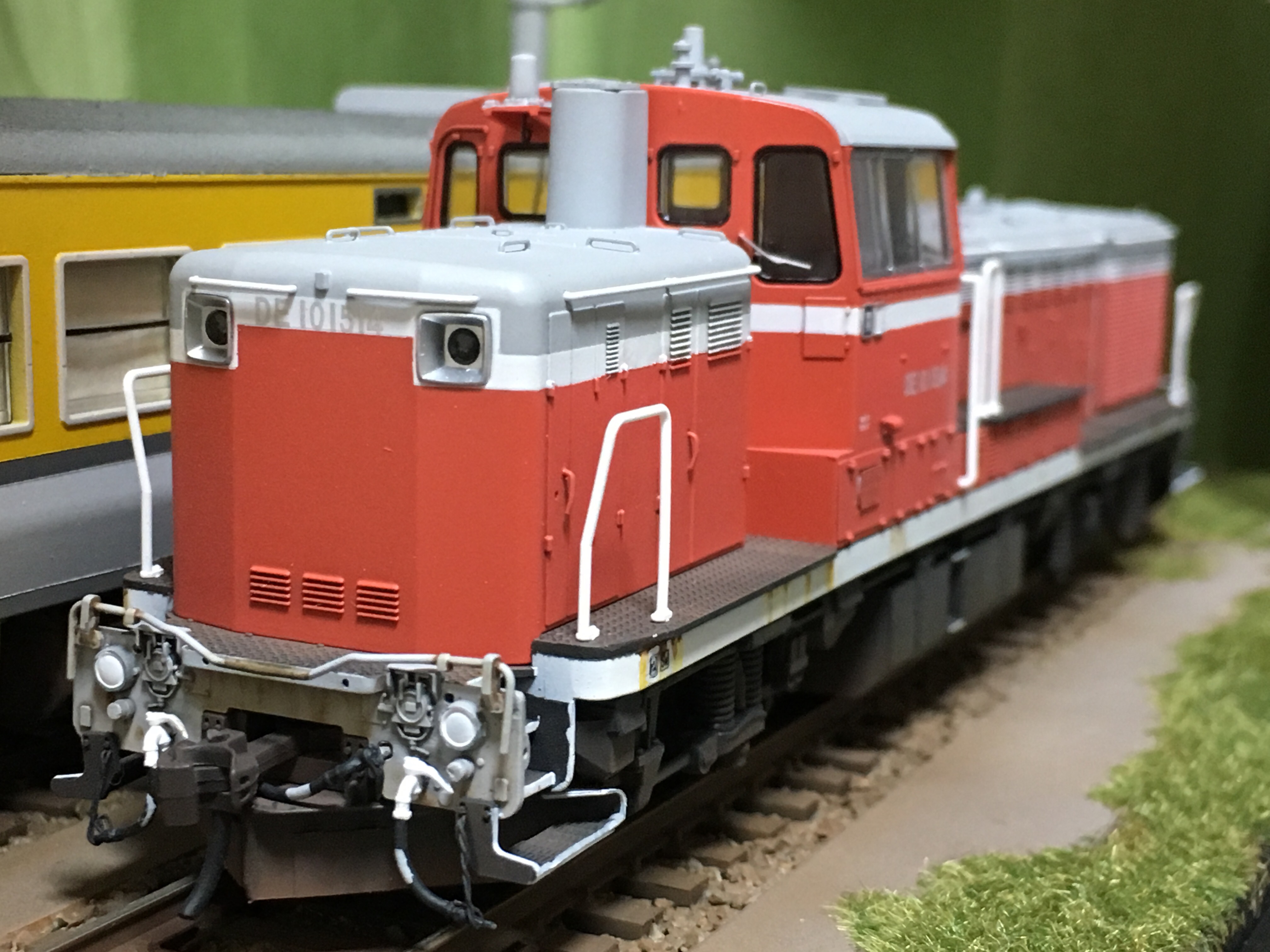 KATO DE10 HO 【1-703】 パーツ、インレタ取付済み残りあり。② KATO