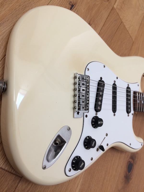 フェンダー ストラトキャスター ラージヘッド『ブラックモア気分