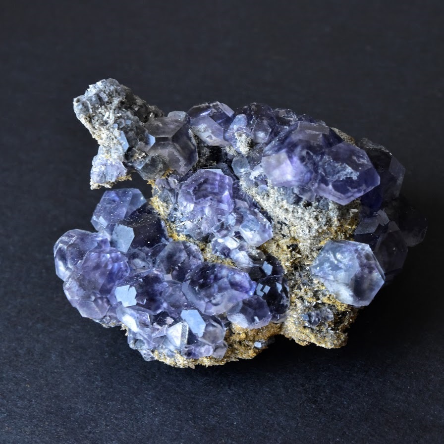 フローライト（蛍石） カラーチェンジ 中国・福建省産 69g/ 鉱物・原石