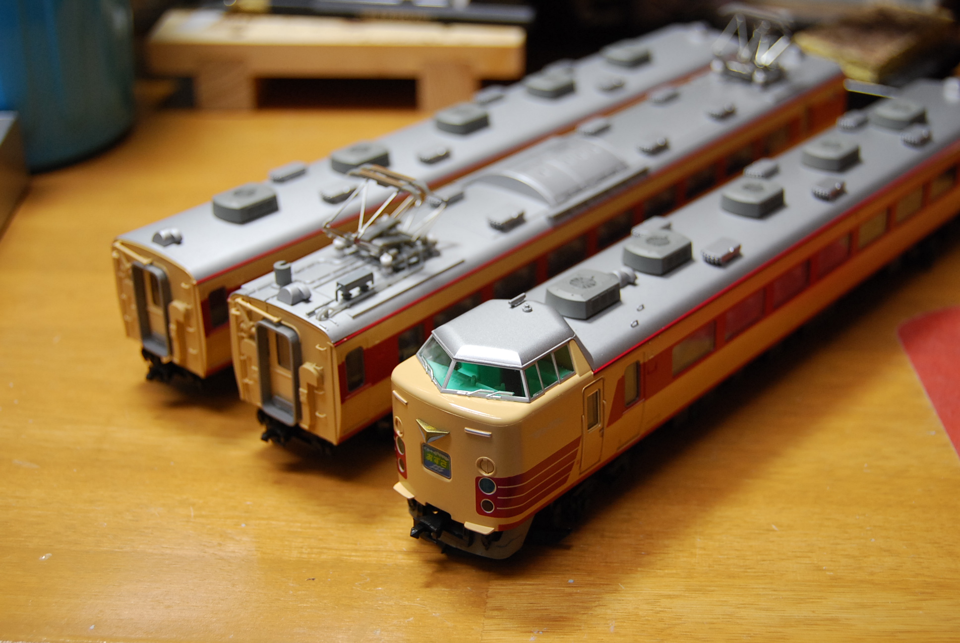 鉄道模型・HO】特急あずさ運転開始 : kazuの日々の企み！