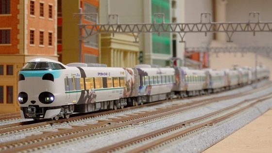 JR287系「パンダくろしお」 室内灯整備 - ビスタ模型鉄道