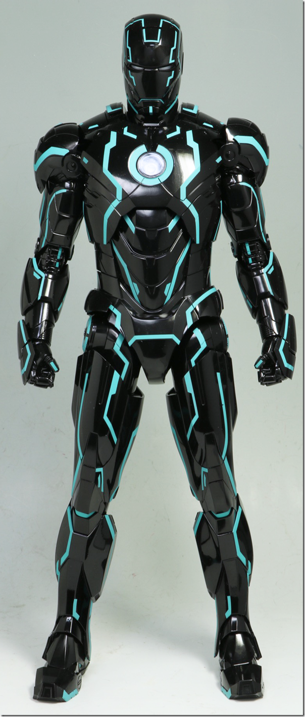 フィギュア BLACK PEARLS NOAH アイアンマン風 フィギュア BLACK