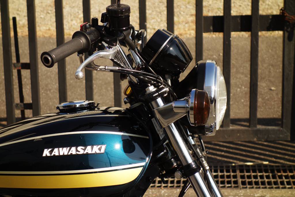 新品 Z1 Z2 MRSメッキ ヘッドライトステー Z1，2用社外ライトステー 左右2