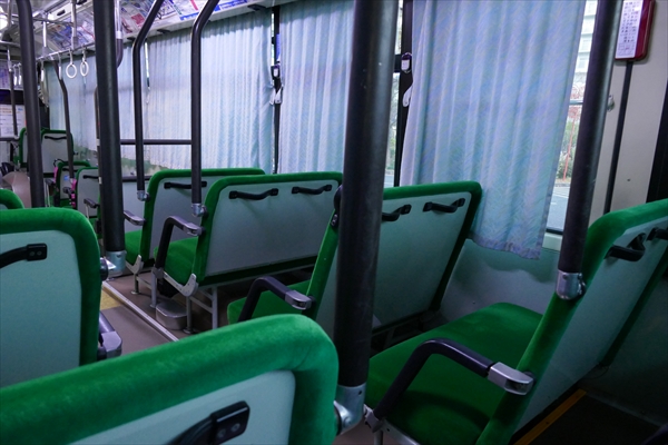 東急バス 座席モケット 東急バス 座席モケット - メルカリ