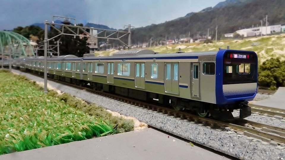 E235-1000系 横須賀・総武快速線 に室内灯！15両は大変だ（笑