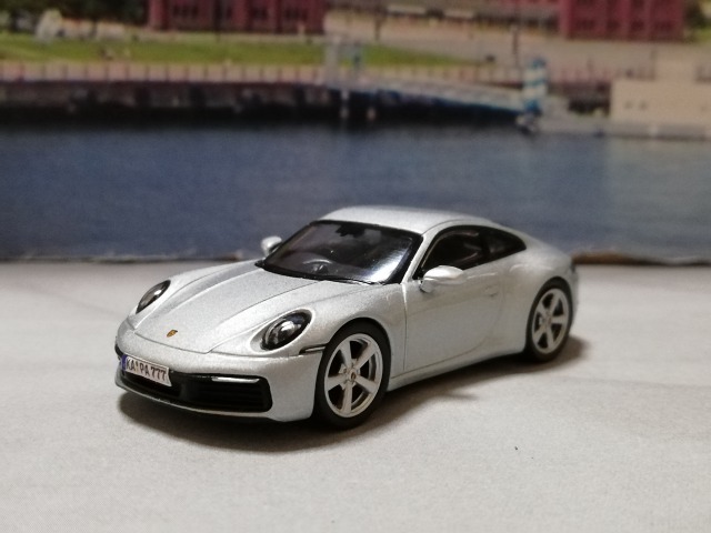 ポルシェ911 カレラミニガレージ