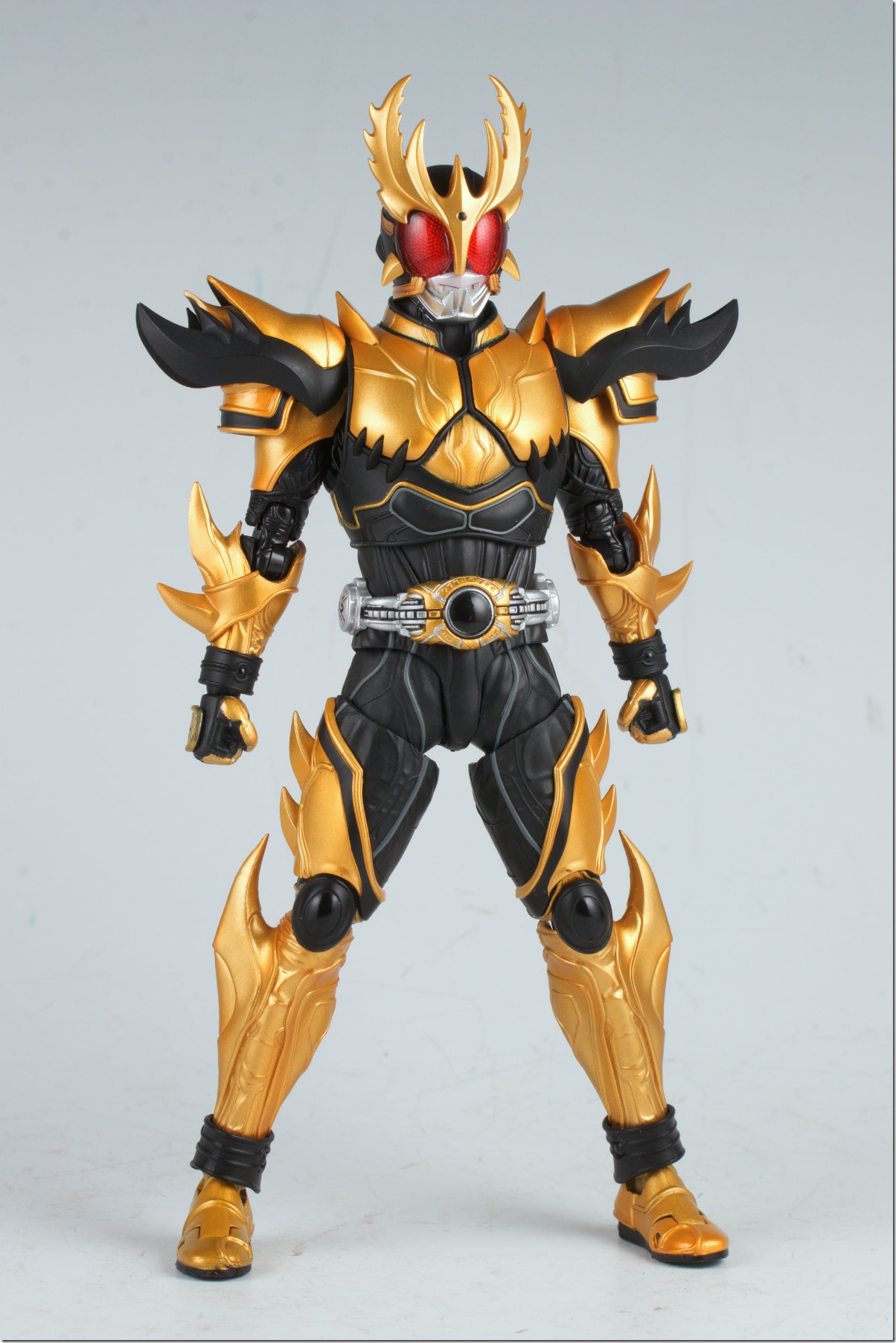 S.H.フィギュアーツ 真骨彫製法 仮面ライダークウガ ライジング