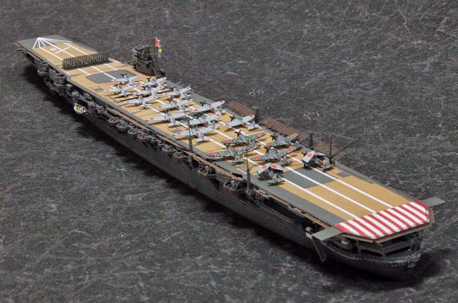 HIGH-GEARedの模型と趣味の日常 1/700航空母艦『翔鶴』完成