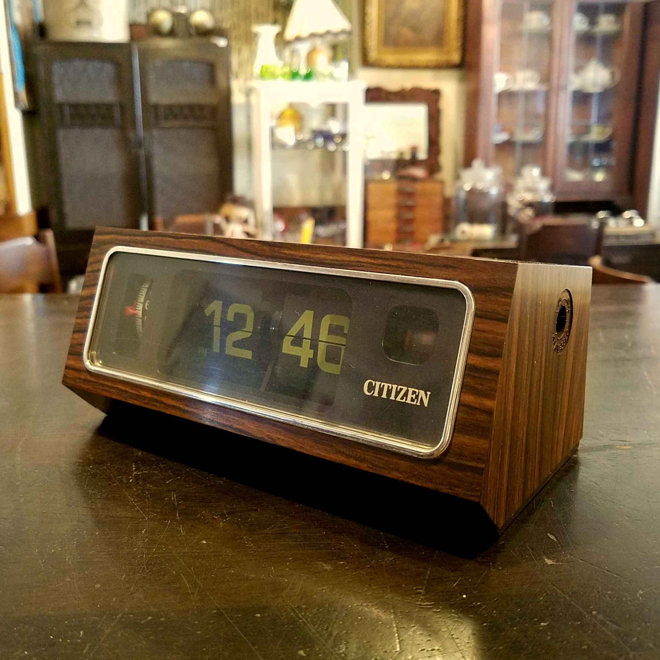 CITIZENシチズンデジタル アラーム パタパタ時計 置時計/赤 稼働品