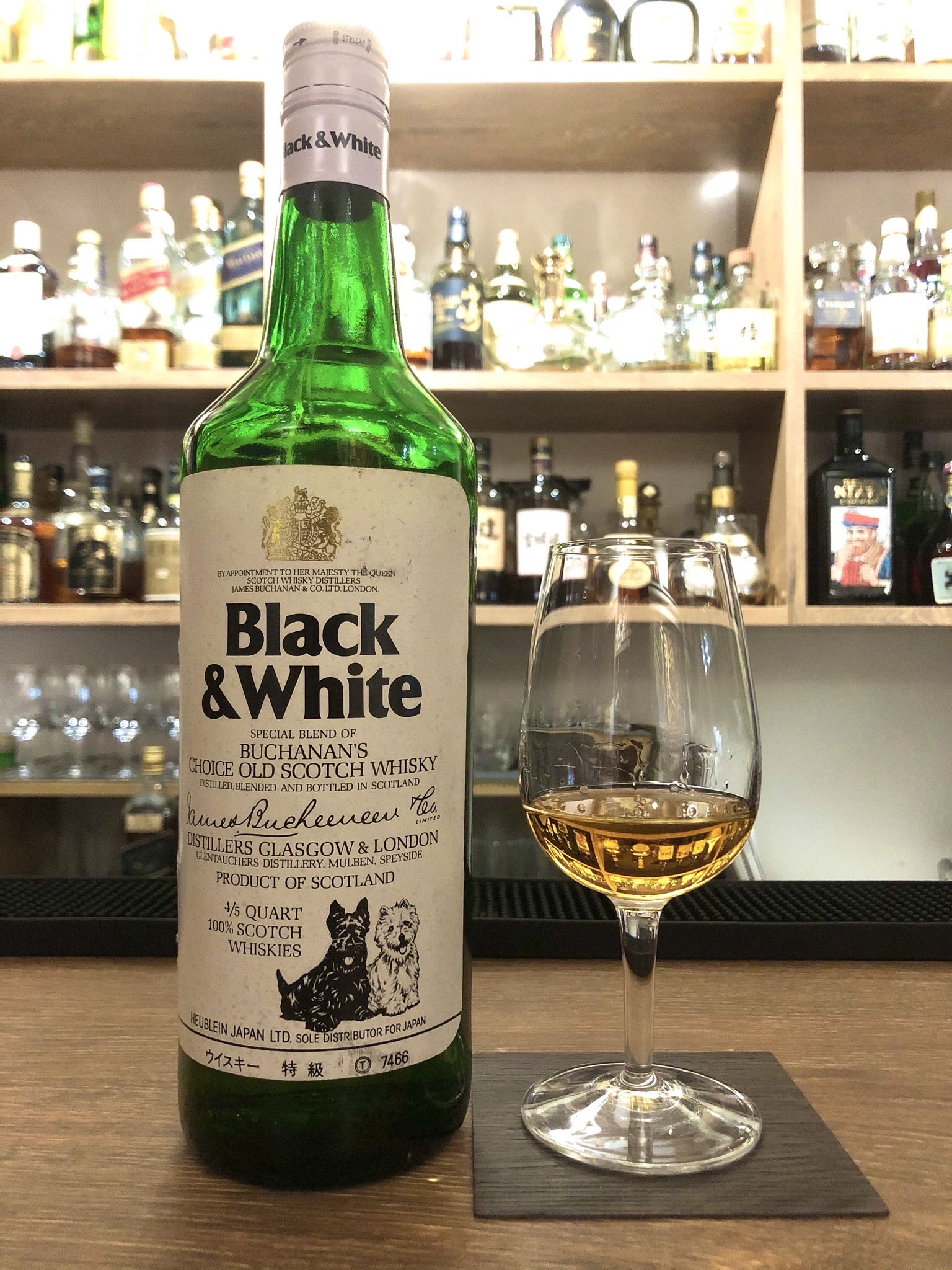 ウイスキー 古酒 BLACK＆WHITE ブラックアンドホワイト オールド 1974