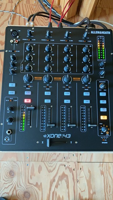 ALLEN&HEATH XONE:43 DJミキサーの操作要領 | シゲサブローの自転車