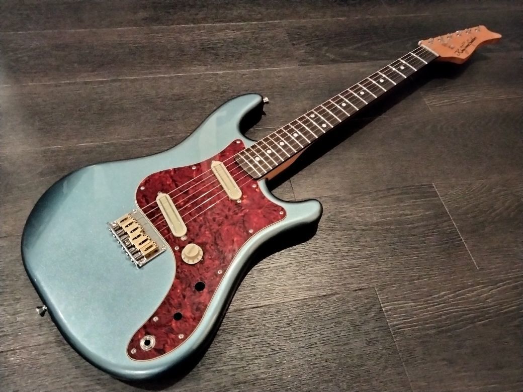 ジャンク！メイビス・ショートスケール・ストラト！加工あり。ハード