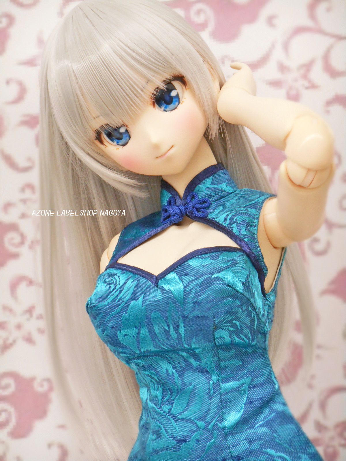 アゾン AZONE アイリスコレクト 1⁄3 レイラヘッドとボディ 未開封 衣装