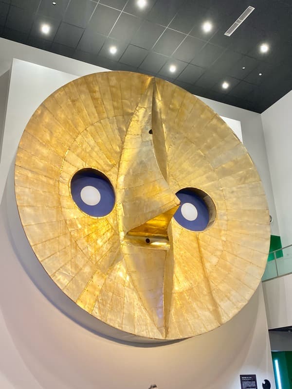 太陽の塔の初代「黄金の顔」を常設展示！新施設「EXPO'70パビリオン
