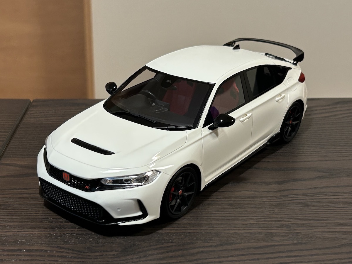 ミニカー 1/18 Honda Civic Type R 2023 #1 pace car Amazon.co.jp: 1