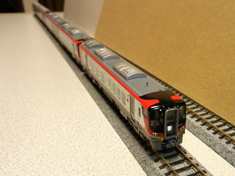 TOMIX製JR四国2700系特急型気動車5両セット購入整備 - 鉄道が好きな