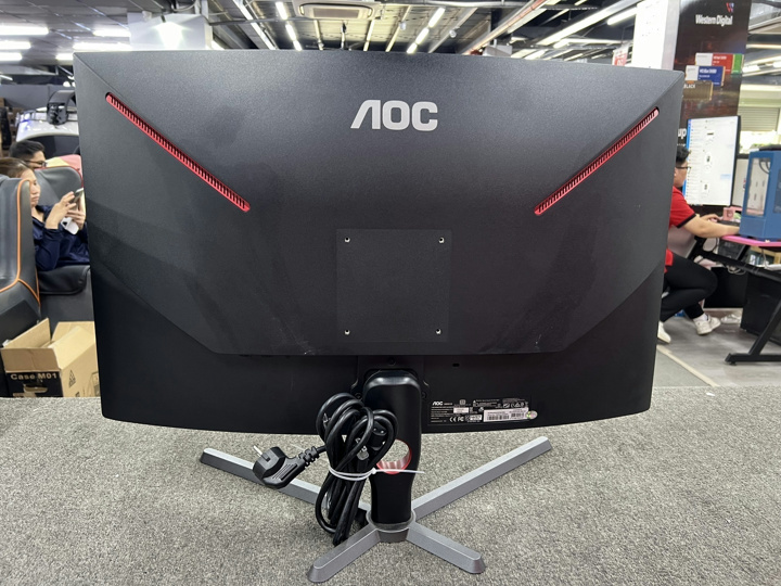 最安！美品～普通!ゲーミングモニターAOC C32G1 32インチ湾曲型