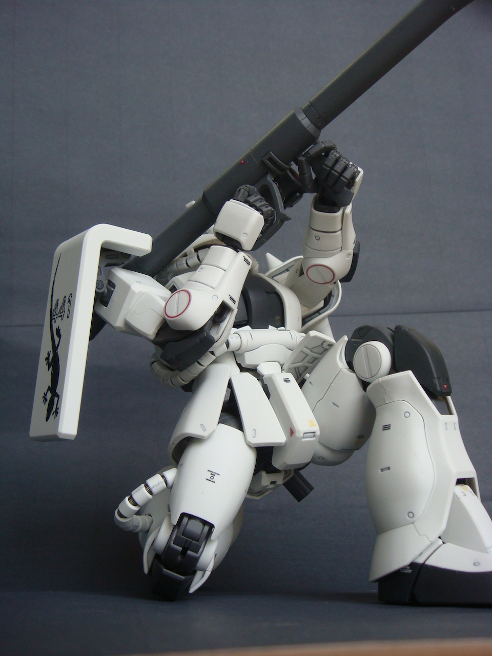 MG MS-06J ザクII エルマー・スネル専用機 (ホワイトオーガー) [Ver