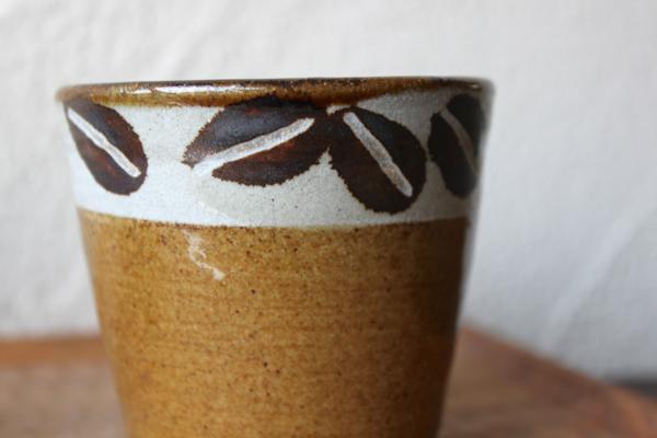 工房十鶴・コーヒー豆柄のフリーカップが入荷しました〜♫ | カモシカ