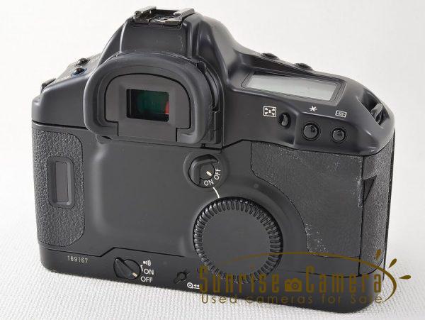 Canon EOS-1V／フィルム一眼レフカメラの頂点を中古で愛でるサンライズ