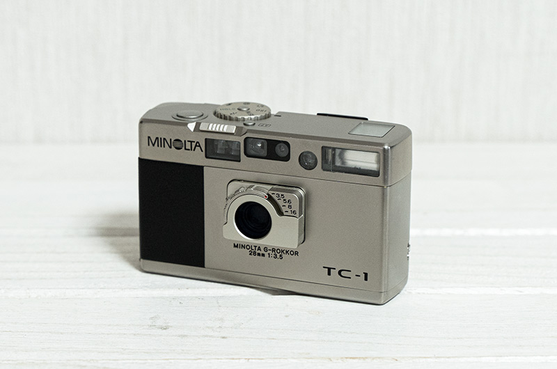 フィルムカメラぶらり撮影散歩10] MINOLTA TC-1はあなたをスナップ写真