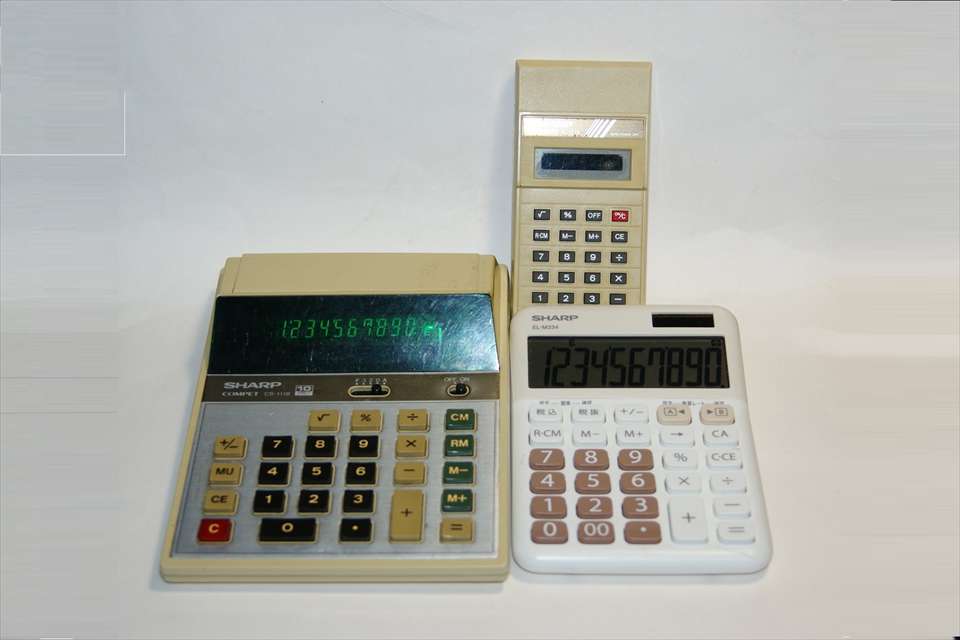 書き溜め space: SHARP COMPET CS-1118 蛍光表示管式卓上電卓