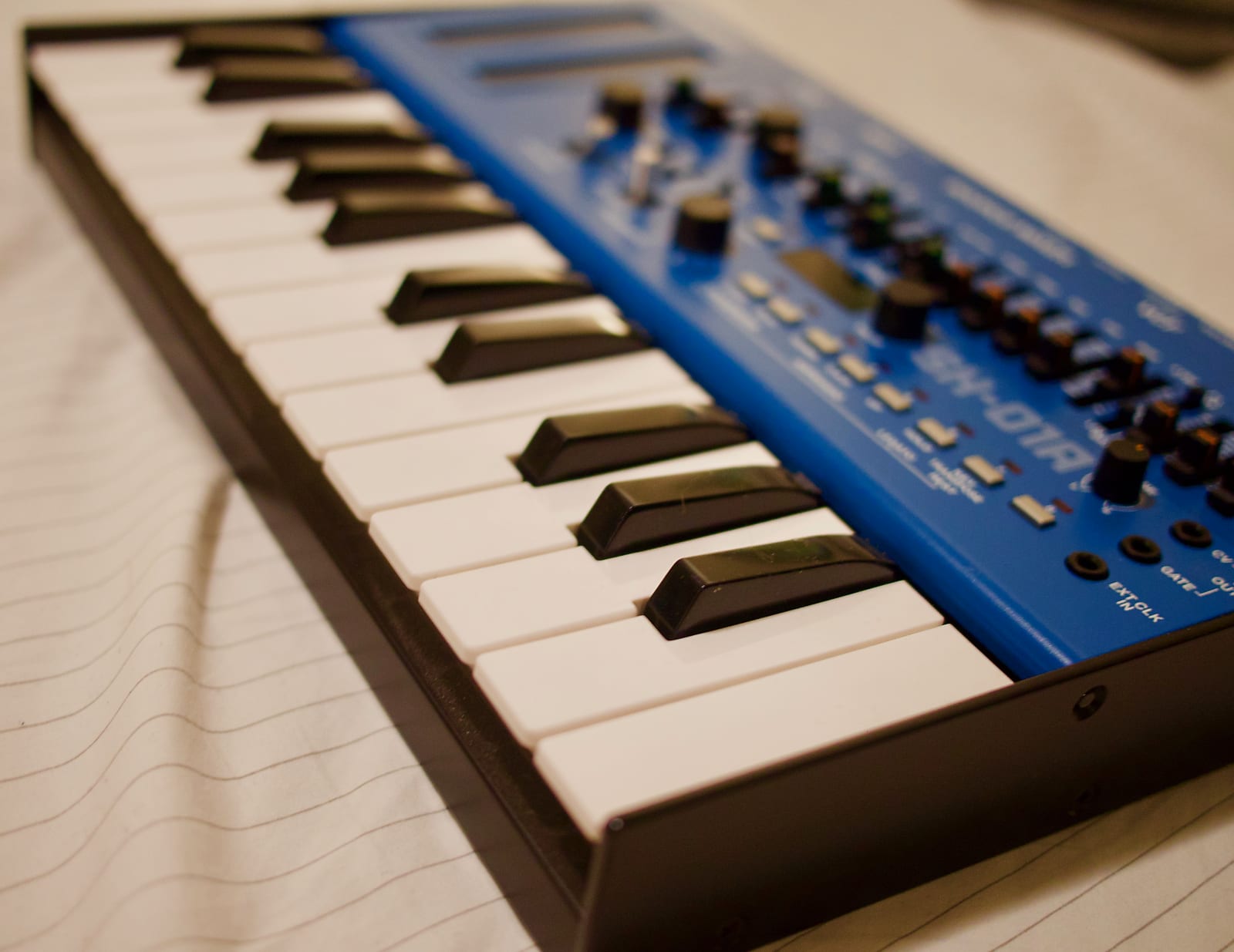 Roland Boutique SH-01A + K-25M 限定ブルーカラー MATRIXSYNTH