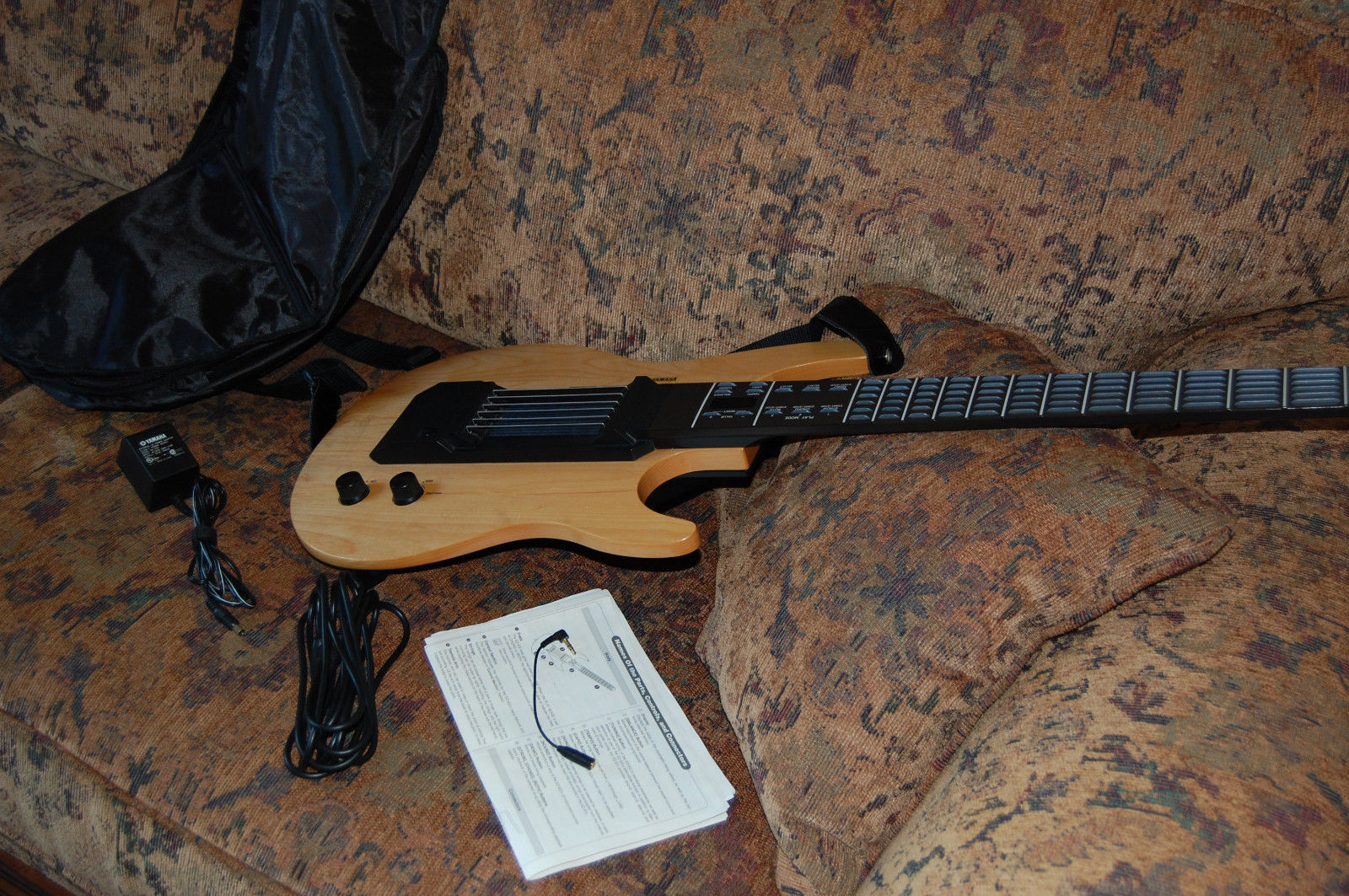 MATRIXSYNTH: Yamaha EZ-EG EZEG Digital MIDI Guitar Synthesizer