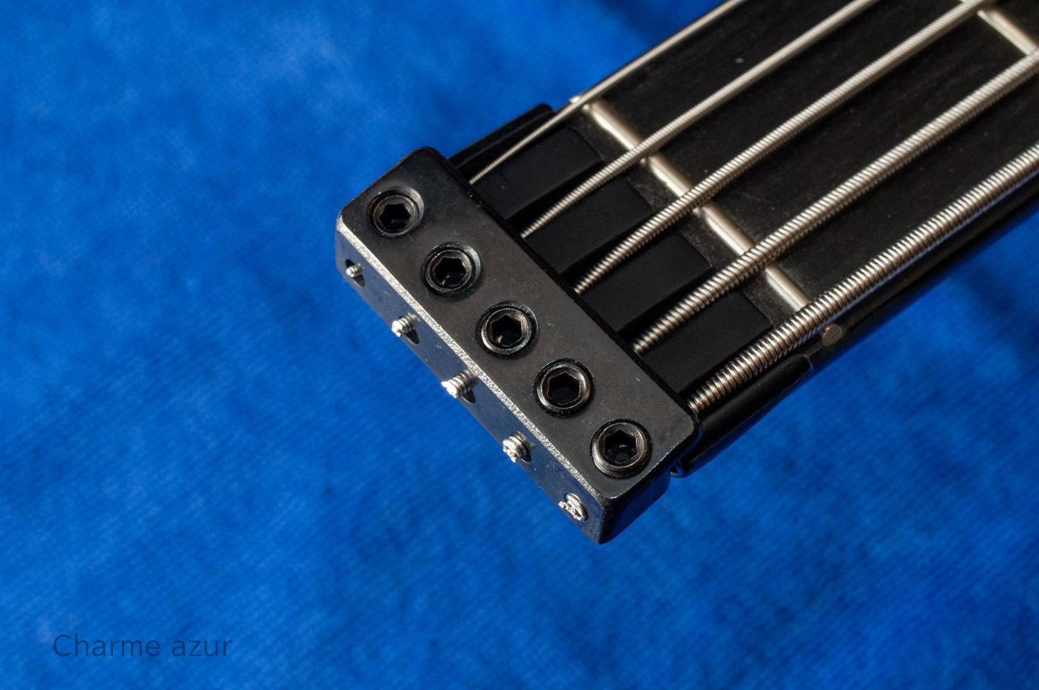 STEINBERGER Spirit スタインバーガー【普通弦用アダプター付