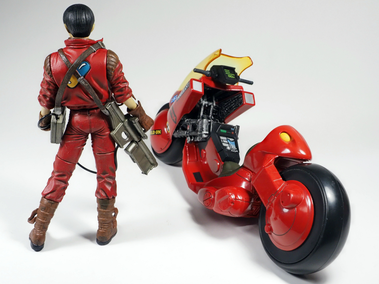 AKIRA フィギュア アキラ マクファーレントイズ AKIRA 鉄雄