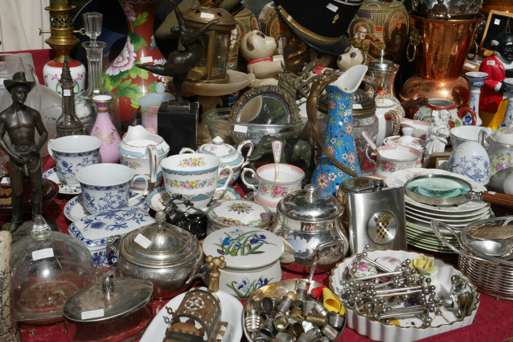 フランス旅行】パリの3大蚤の市｜特徴・スケジュール・アクセスなど