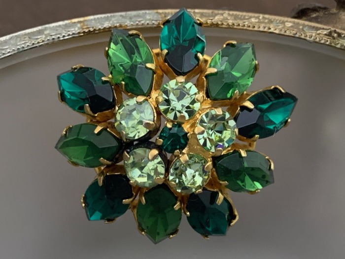 ヨーロッパ戦線時のアメリカ爆撃機のブローチアンテーク