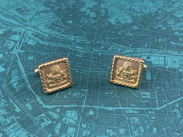 アンティークイギリスロングマイヤーカフスボタン