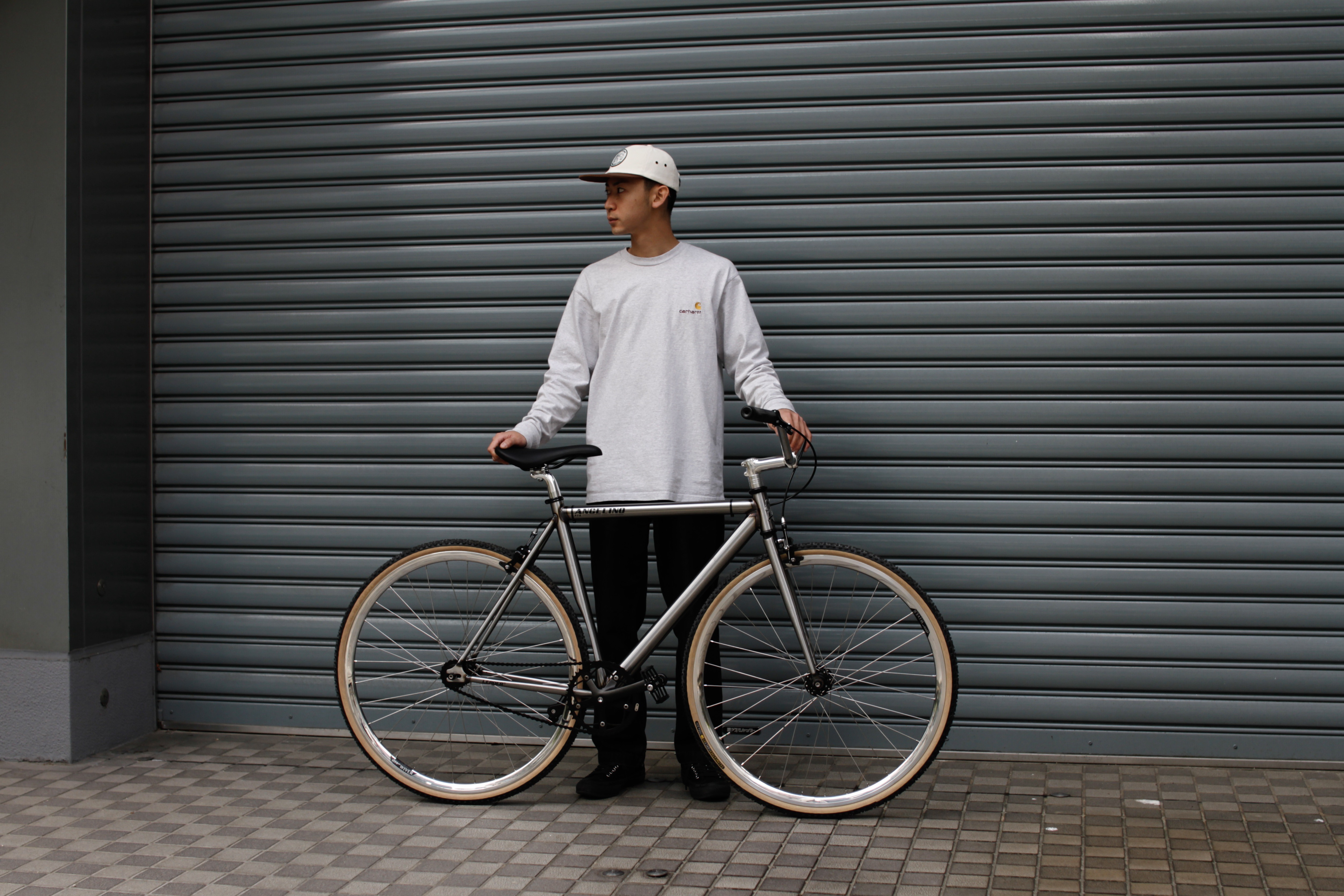 タウンユースへ快適カスタム。LEADER ANGELINO | ブローチャーズ