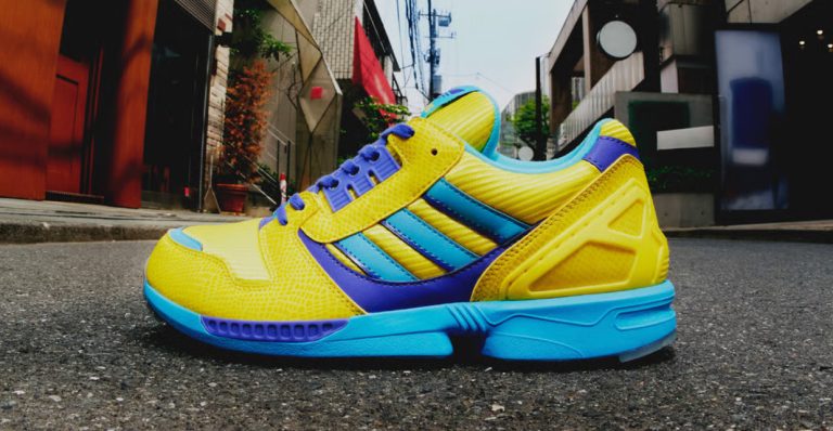アトモスとアディダス オリジナルス、別注第10弾「ZX 8000 “URA”」を