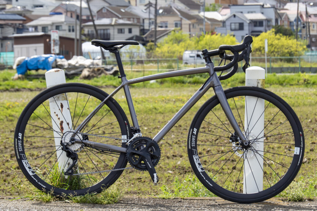 ちょっとだけグラベル」を楽しむのにちょうどいいANCHOR RL6D – BRI-CHAN