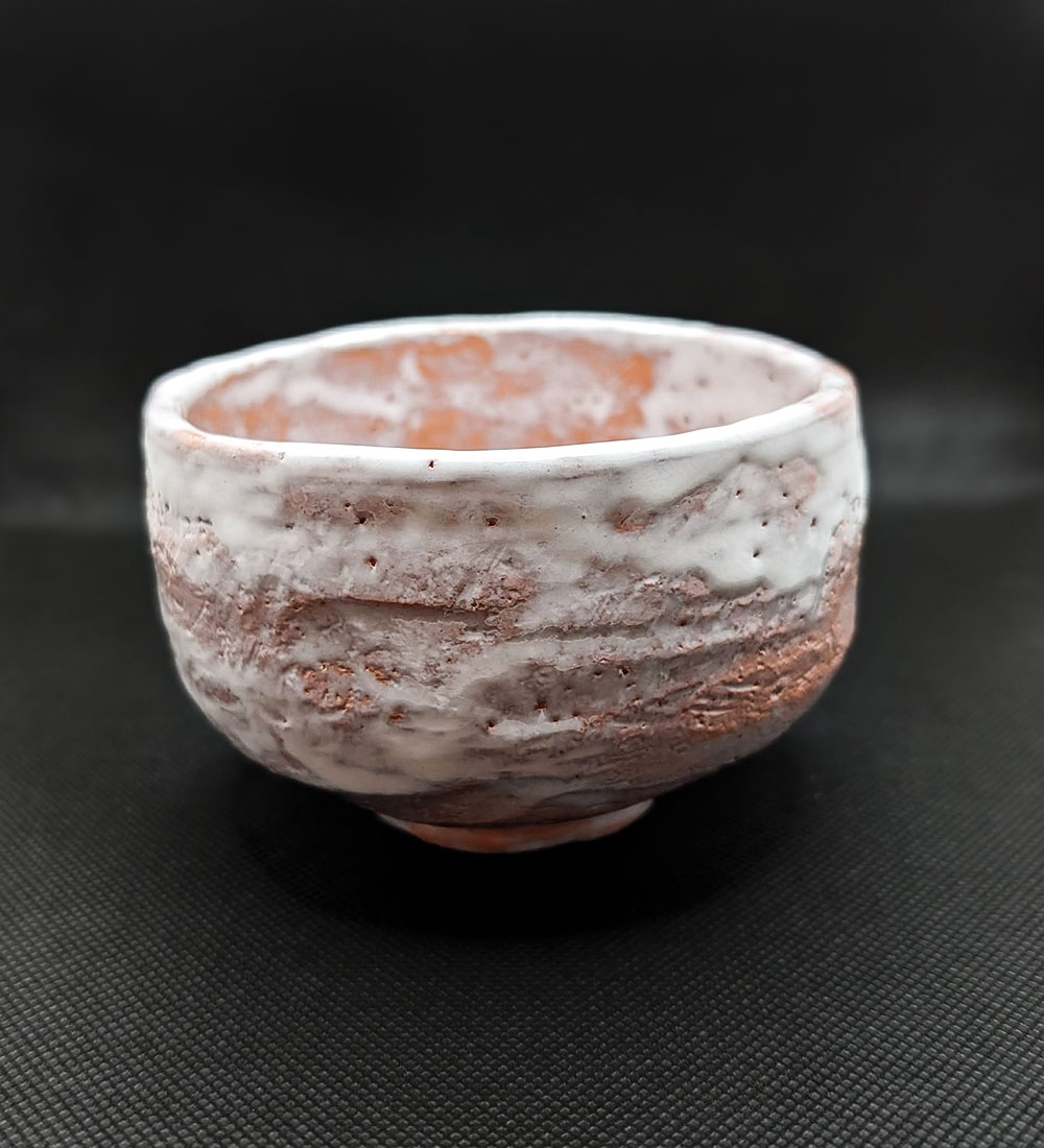 白釉茶碗 – 大樋焼 作家 大樋晃樂（晃楽） 公式サイト「bring it