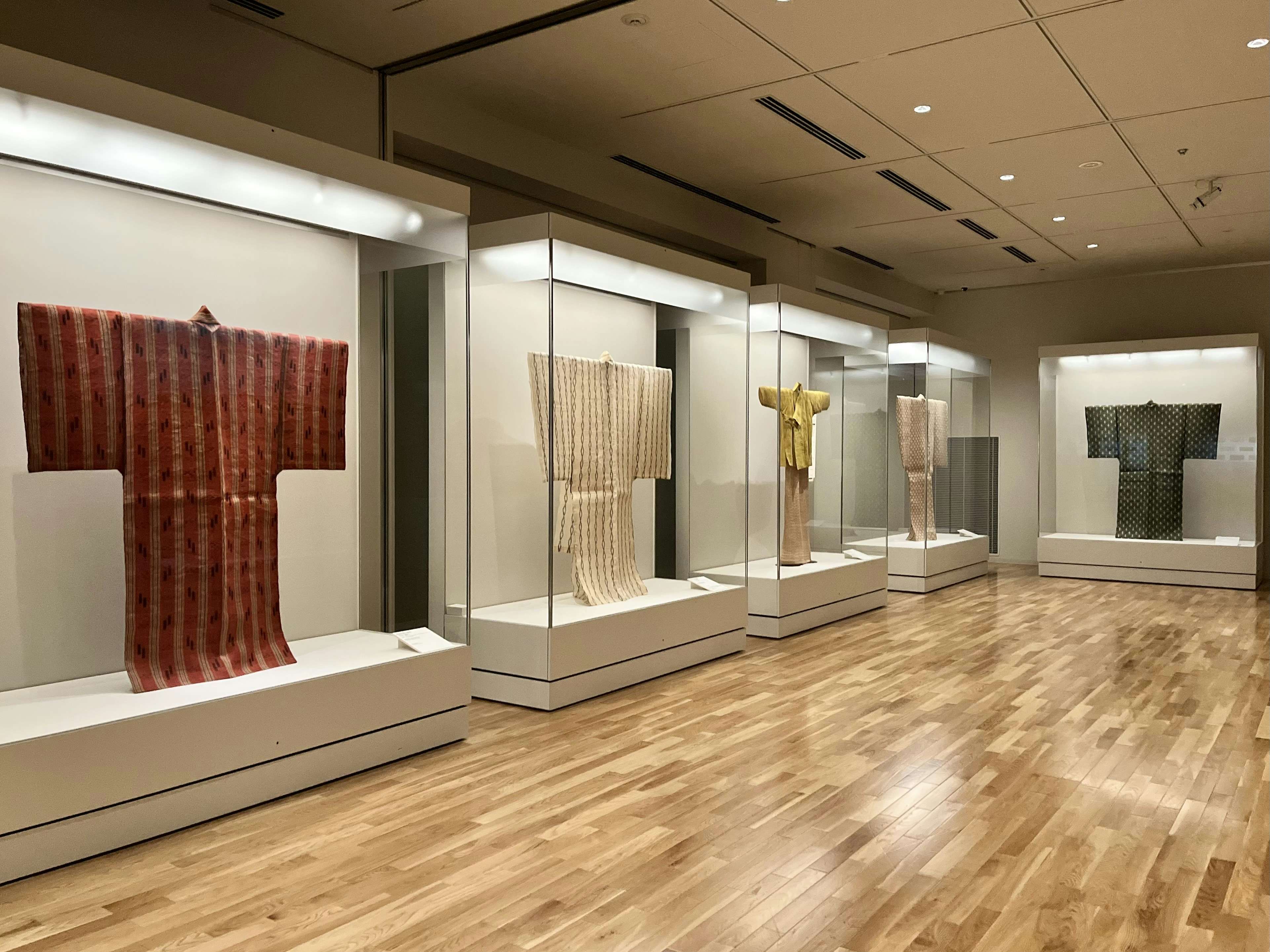 喜如嘉の芭蕉布展」（国立工芸館）開幕レポート。沖縄の織物「芭蕉布