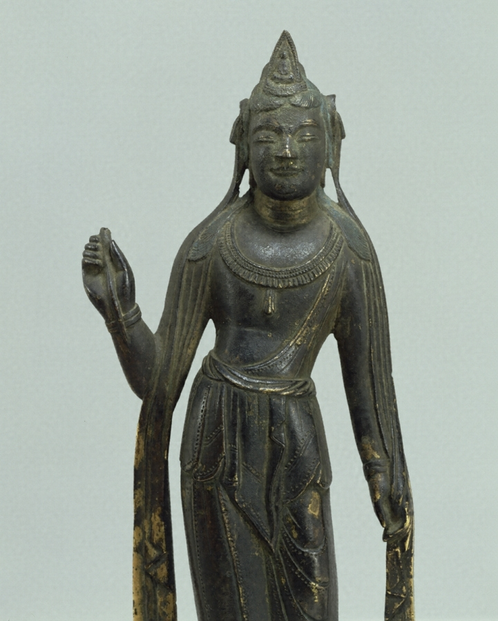 銅造観音菩薩立像 文化遺産オンライン