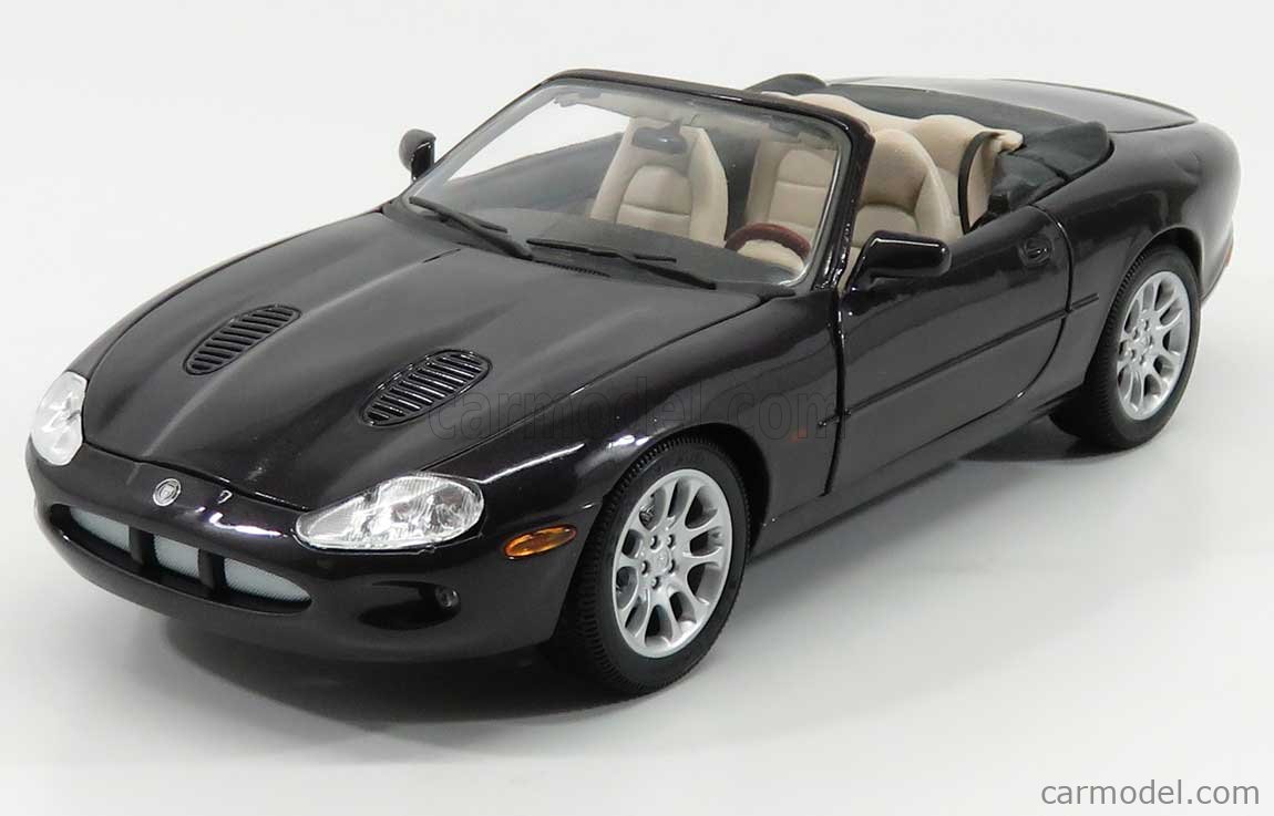 MaistoJUGUAR XKR(1998)1/18精密ダイキャスト製