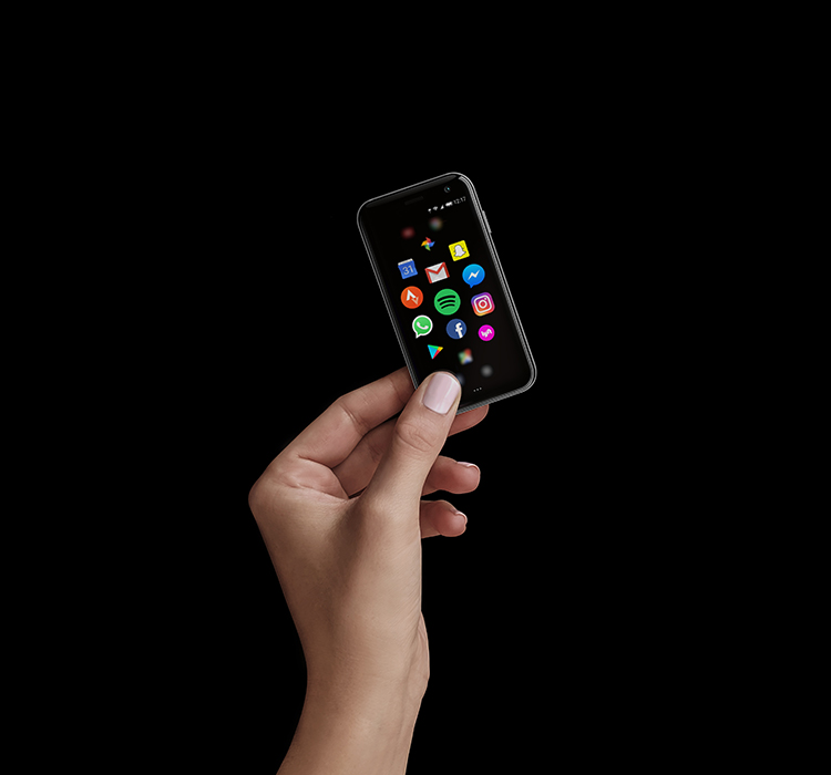 ちょっと待て】3.3インチスマホ「Palm Phone」日本上陸も～安易に