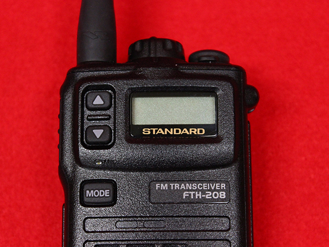 FTH-208 スタンダード本体｜テルワールド（トランシーバー・無線機の