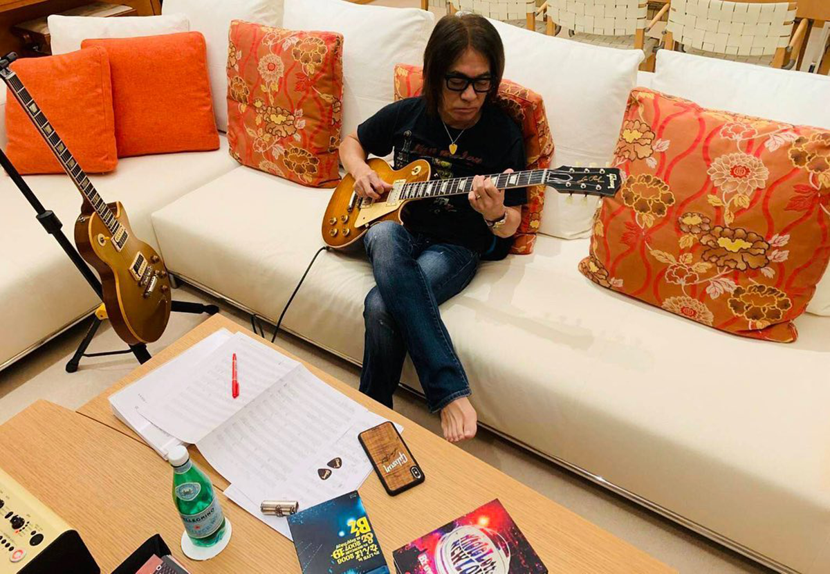 B'z 稲葉浩志 松本孝弘SCENES ポータークラッチショルダーバッグ B'z