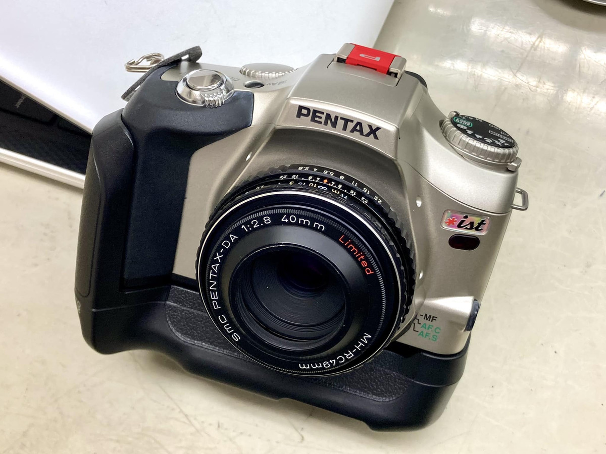 我楽多屋(中古カメラアクセサリーとジャンクカメラ): フィルムの「*ist」
