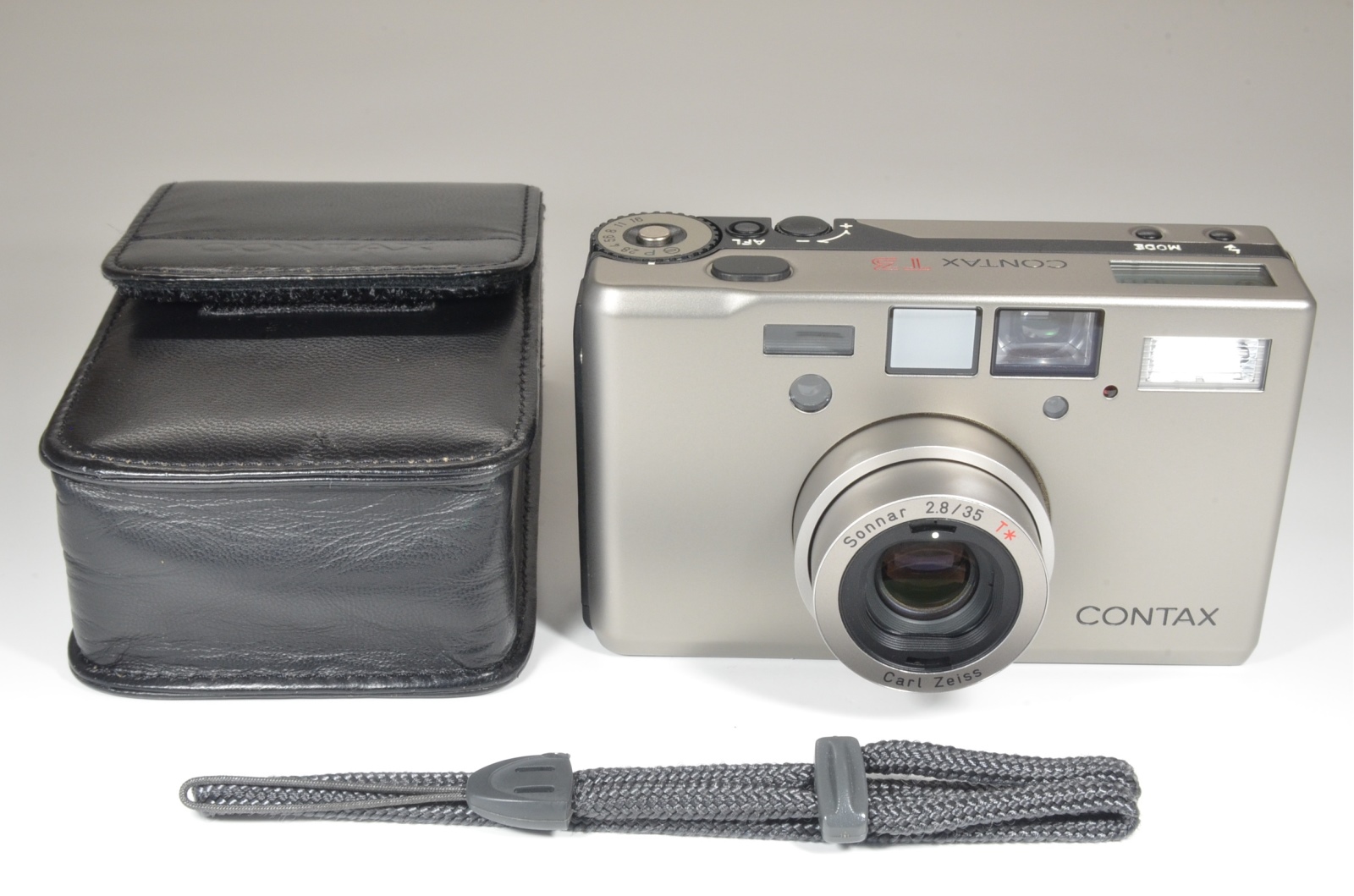 CONTAX T3 Silver 'double teeth' Point & Shoot 35mm Film Camera